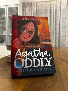 Agatha Oddly | Murder At The Museum | Book