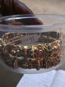 Exquisite Gold Bangles with Gemstones