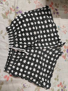 Shorts XL Size