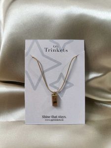 ✨ Royal Gold Bar Pendant Necklace 💛