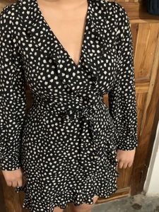 Chic Black &amp; White Polka Dot Dress