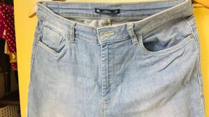 Light Wash Denim Jeans