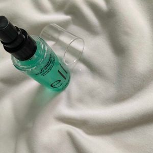E.L.F. Power Grip Dewy Setting Spray