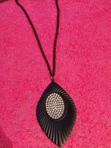 Black Chain With Stone Detailed Locket
