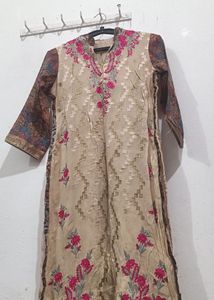 Embroidered Kurta with Elegant Print