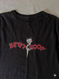 Betty Boop Graphic T-Shirt