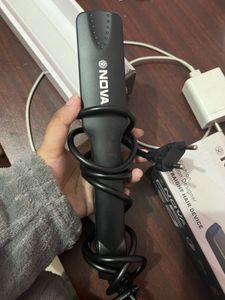 NOVA Hair Straightener