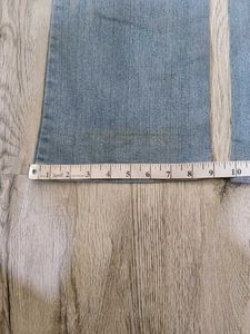 Ma6191 Sabrin bootcut jeans waist 26 inches