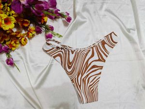 🇳🇿💫🎀Stylish Zebra Print Bikini Bottom
