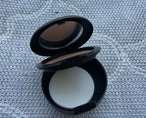 MAC Studio Fix Powder Foundation