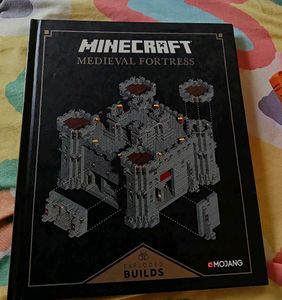 Minecraft Medieval Fortress Exploded Builds Book