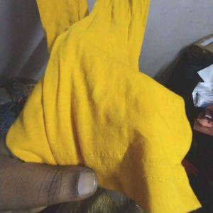 bright yellow colour Leggings