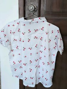 UNUSED White Cherry Print Button-Up Top