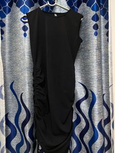 Black Sleeveless Dress