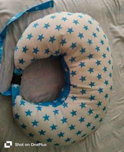 Star Pattern Nursing Pillow