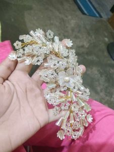Elegant Beaded Hair Accessory