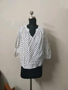 Chic Printed V-Neck Blouse