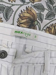 Max Jeans White Pinstripe Pants