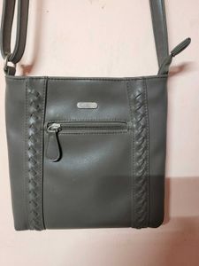 Stylish sling bag