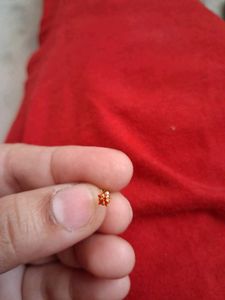 Dainty Gold star nosepin