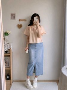 cute peach lace detailing top🤍