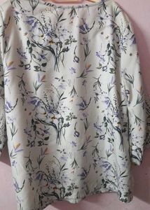 Floral top