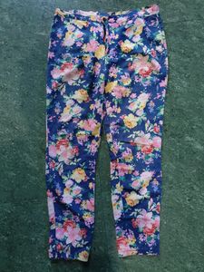 Thin Jeans Can Be Worn By 40 and 42 Size