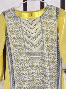 Set of 4 Women's Ethnic Kurta