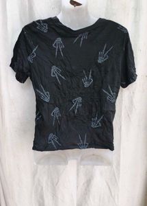 I. Skeleton "Literally Dead Right Now" T-Shirt
