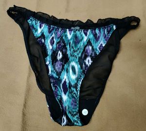 Stylish Printed Briefs with Mesh Sides