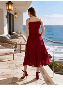 Elegant Burgundy Midi Dress