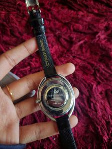 🎉🚨🎉 CLEARANCE SALE Swarovski Women's Watch