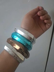Set of 4 Unique Geometric Bangles