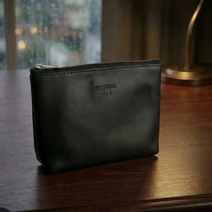 vegan leather pouch -Black