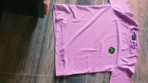 Tshirt For Boys Size M  16 To 17 Years Old No Dama