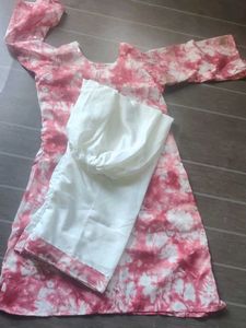 Stylish Pink Tie-Dye Kurta Set