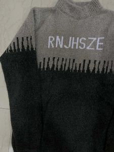 Stylish Two-Tone Knit Sweater