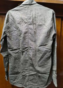 Men's Vintage Style Button-Up Shirt
