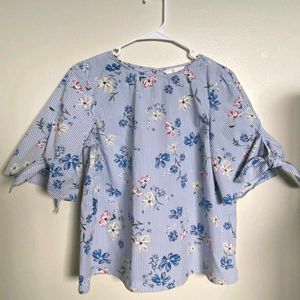 Chic H&M   Striped Floral Bell Sleeve Tops 🌺