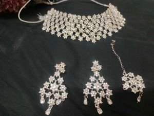 Sparkling Jewelry Set