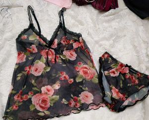 Floral Mesh Cami Top with Lace Trim penty