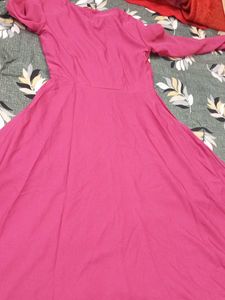 Elegant Pink Kurta with Delicate Detailing