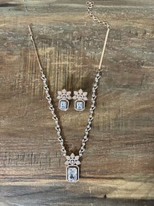 Elegant Rose Gold Necklace & Earring Set