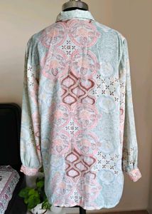 Vintage Floral Print Button-Up Shirt