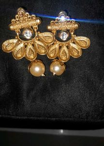 Exquisite Gold-Tone Pearl Earrings
