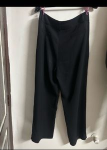 Chic Black Wide-Leg Pants