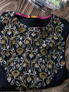 Embroidered  straight kurti