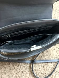 Van Heusen Sling bag