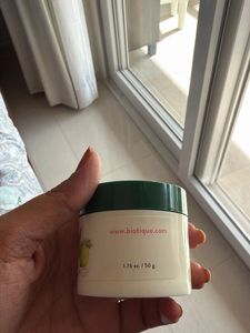 Biotique Coconut Brightening Instant Glow Cream