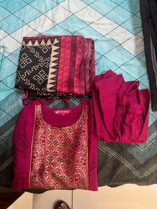 Beautiful Embroidered Kurta Set